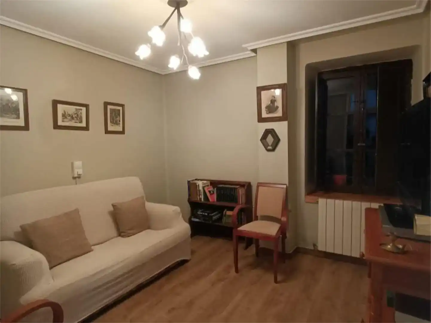 Living room of Country homes for rent in Somiedo  with Private garden, Parquet flooring and Storage room