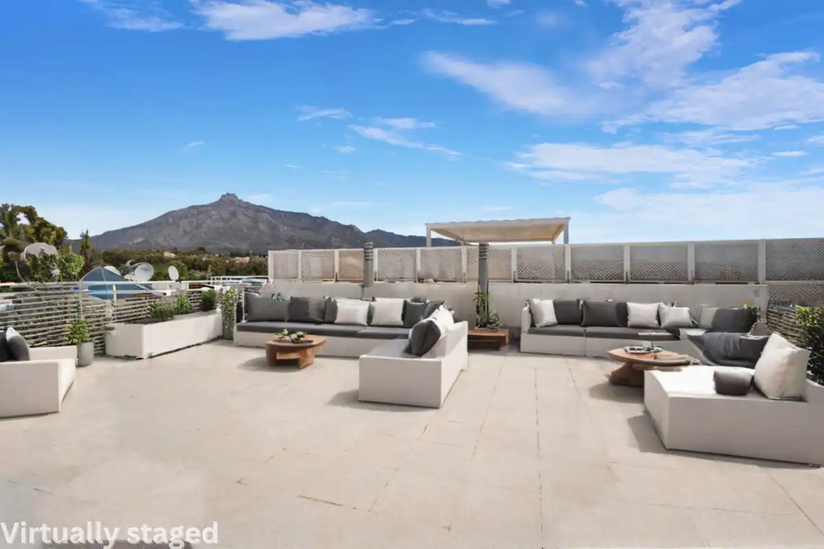 Penthouse with pool for sale in Avenida Bulevar Príncipe Alfonso de Hohenlohe, imagen 11