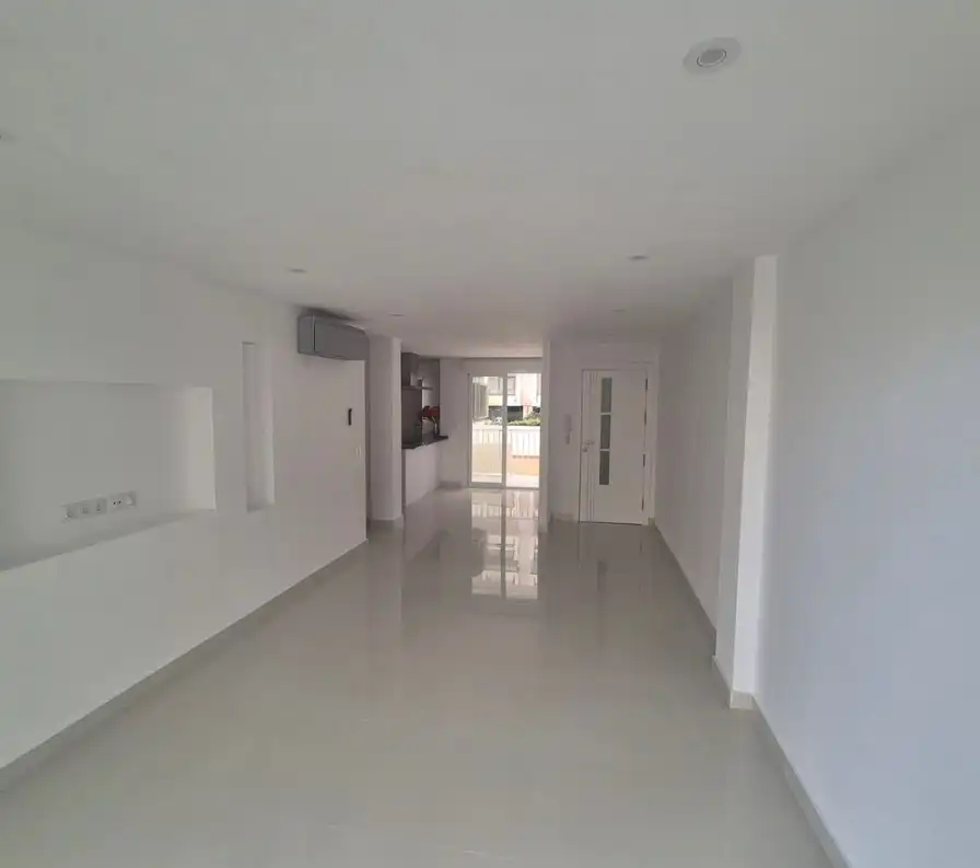 Flat with pool for sale in Playa de los Boliches, imagen 3