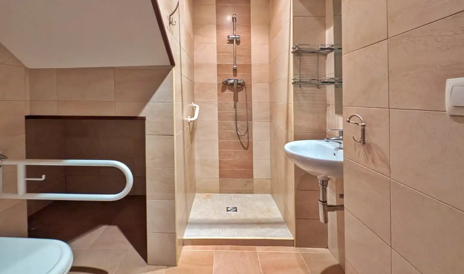 Bany de Casa o xalet en venda en Cabuérniga amb Jardí privat