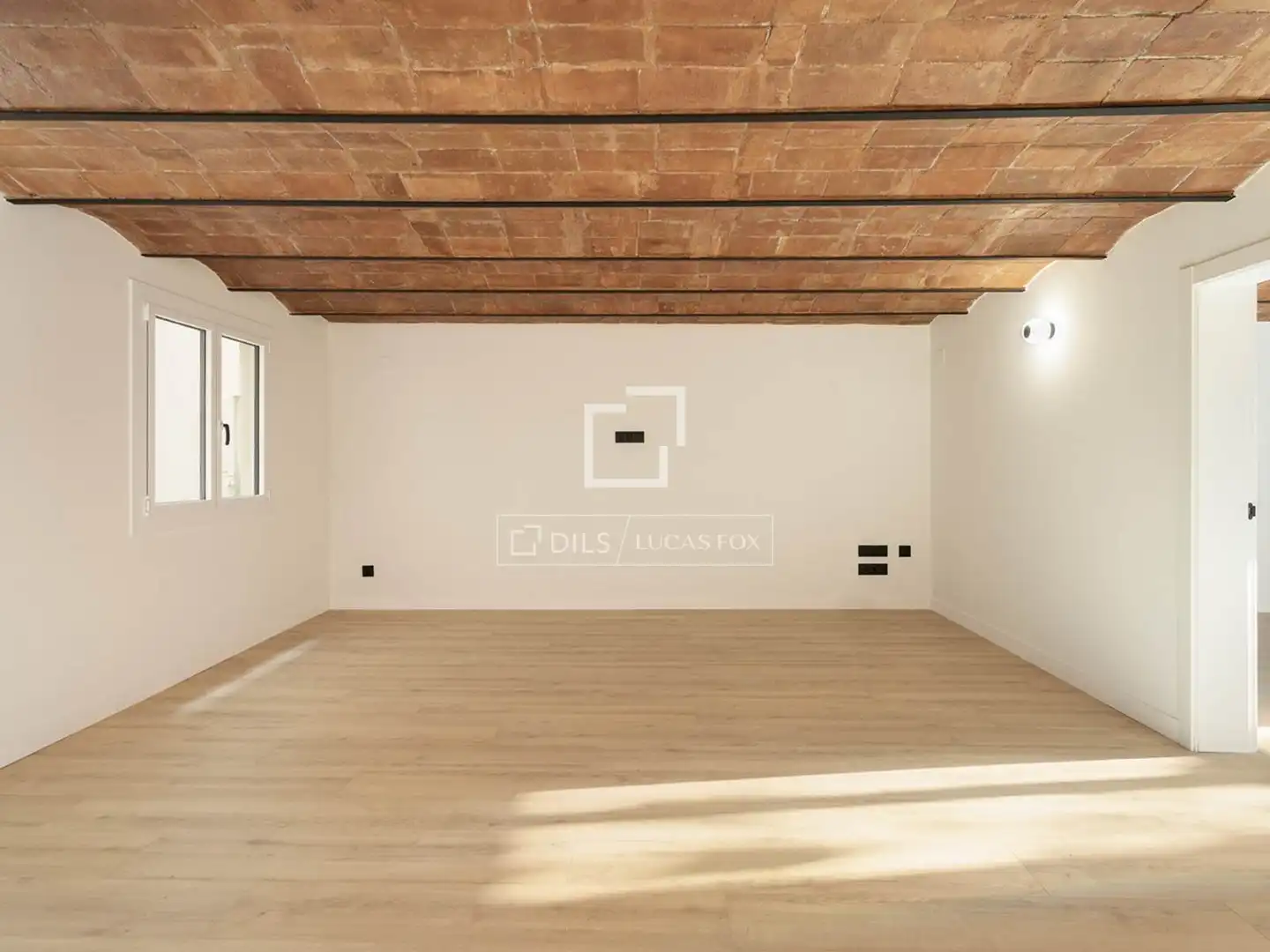 Sala d'estar de Pis en venda en Barcelona amb Aire condicionat, Parquet i Traster
