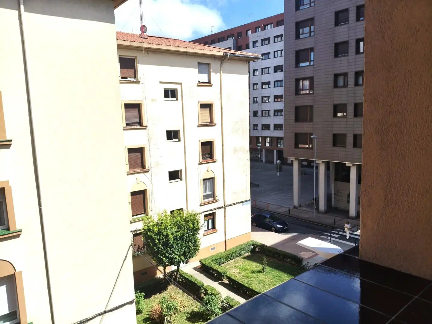 Vista exterior de Pis en venda en Barakaldo  amb Calefacció