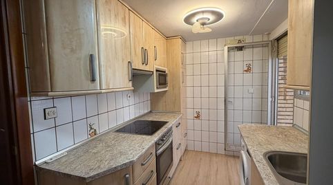 Foto 4 de Piso de alquiler en Parra, Violeta, 16, Salvador Allende, Zaragoza Capital