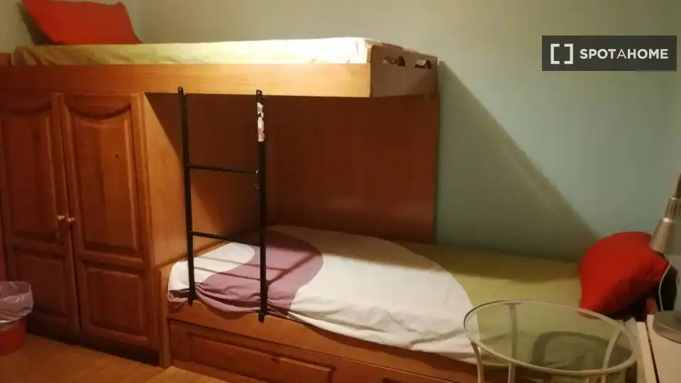 Habitació a Sevilla, Sevilla