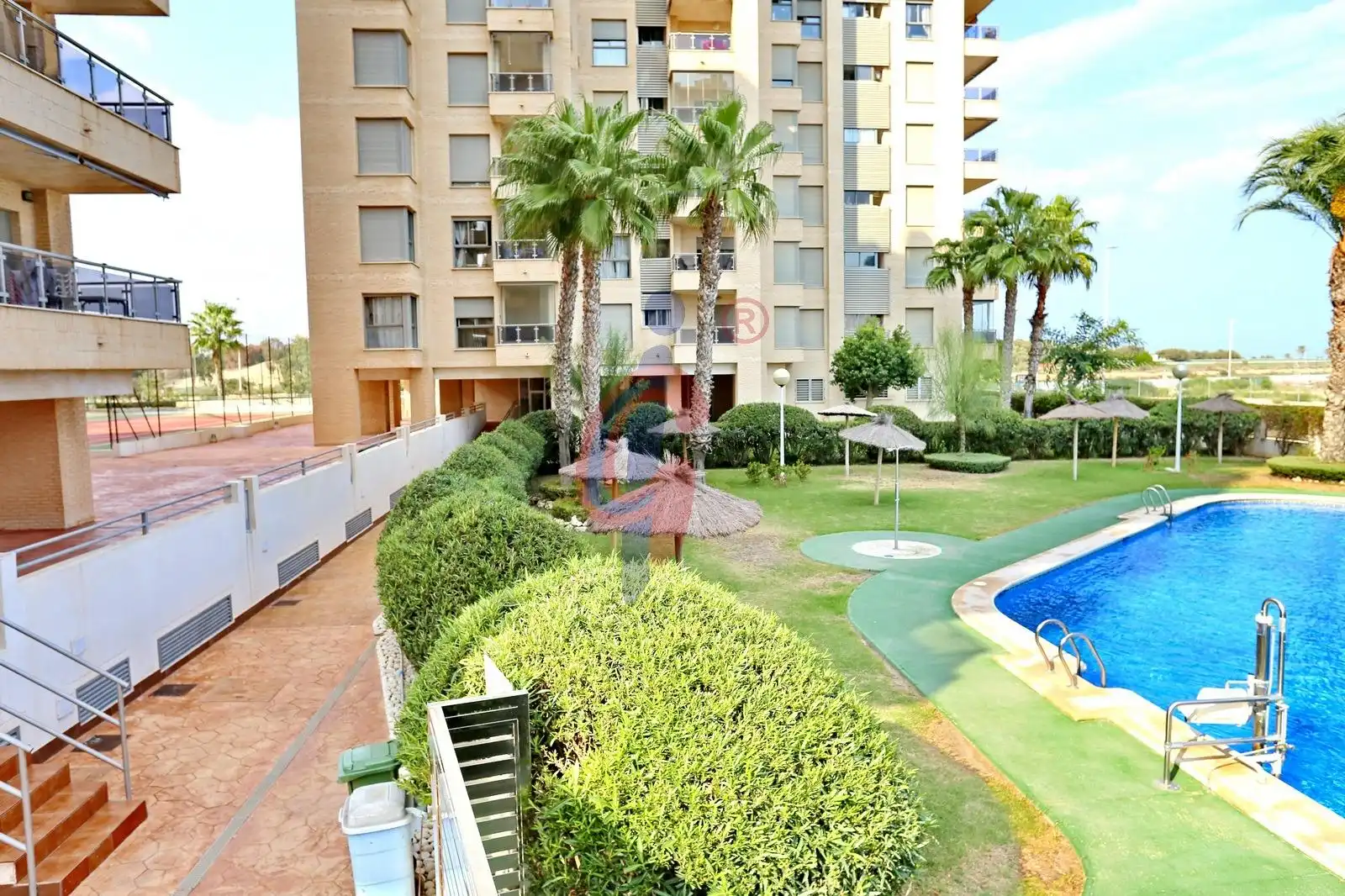 Vista exterior de Apartamento en venta en Guardamar del Segura con Aire acondicionado, Calefacción y Terraza