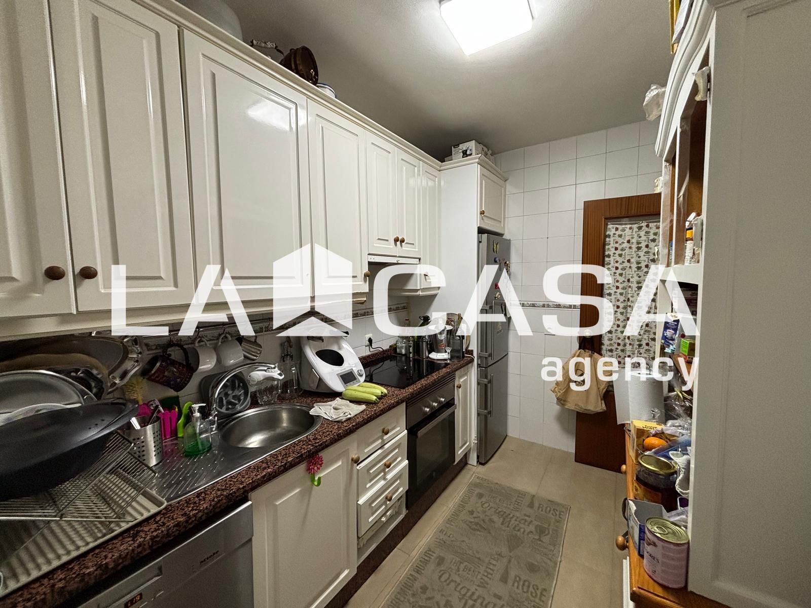 Kitchen of Flat for sale in Montequinto  with Terrace and Swimming Pool