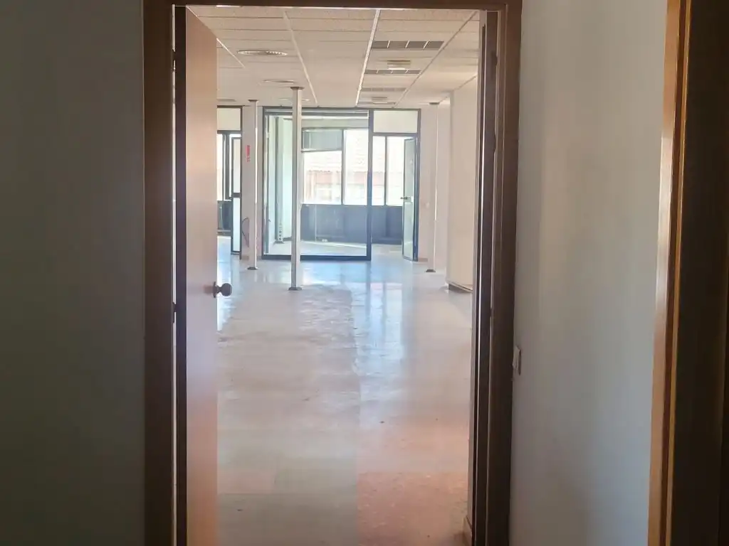Büro zur Miete in Esplugues de Llobregat