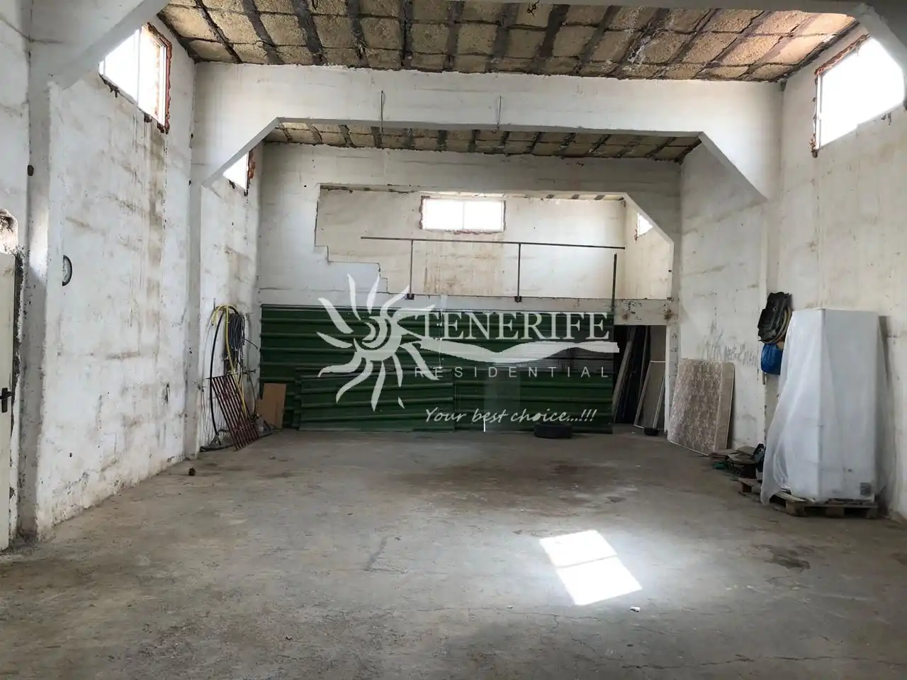 Finca rústica en venta en Guía de Isora con Jardín privado, Trastero y Amueblado