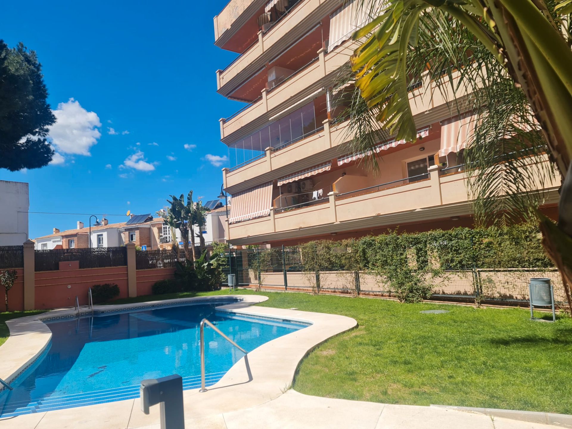 Piscina de Apartament en venda en Mijas amb Terrassa, Moblat i Rentadora