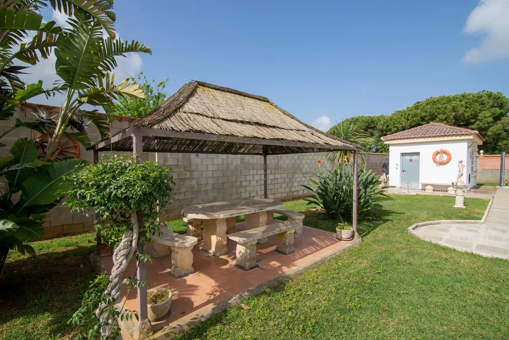 Jardín de Casa o chalet en venta en Chiclana de la Frontera con Aire acondicionado, Jardín privado y Trastero