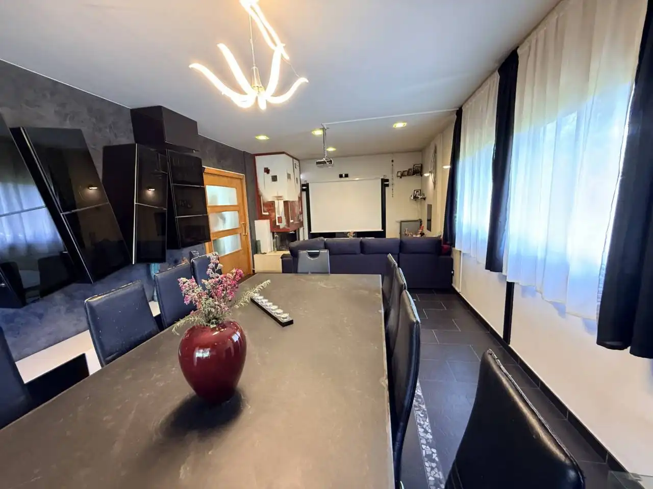 Sala de estar de Casa o chalet en venta en Lliçà de Vall con Aire acondicionado, Calefacción y Jardín privado