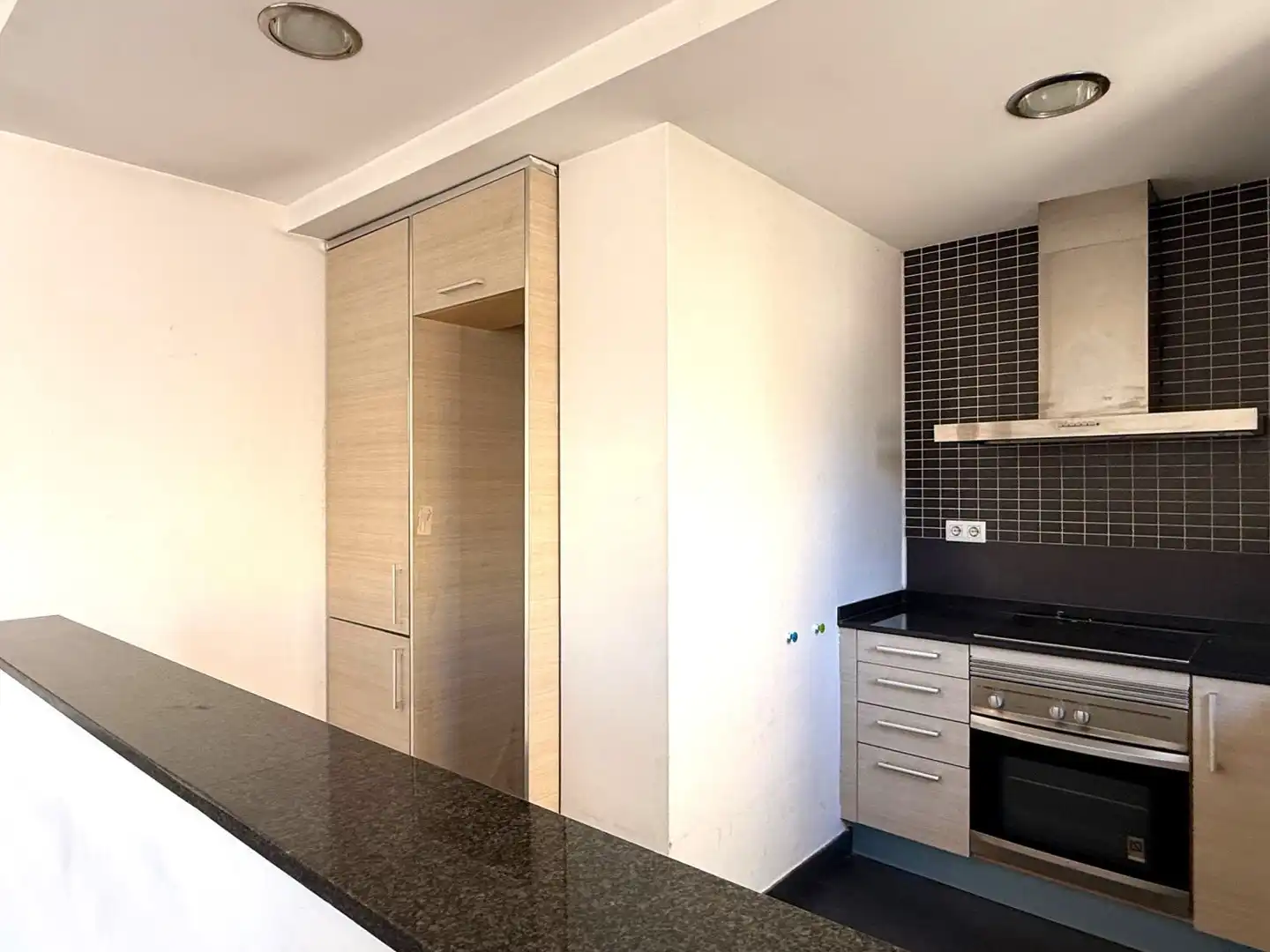 Cocina de Piso en venta en Sant Vicenç Dels Horts con Aire acondicionado y Calefacción