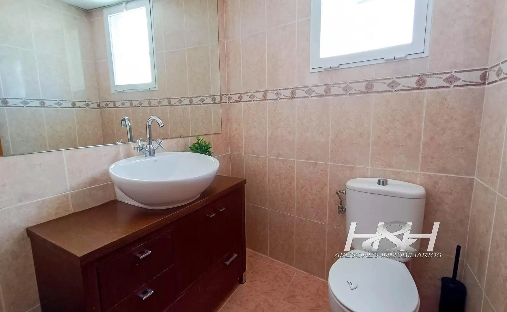 Baño de Ático en venta en Burjassot con Aire acondicionado y Balcón