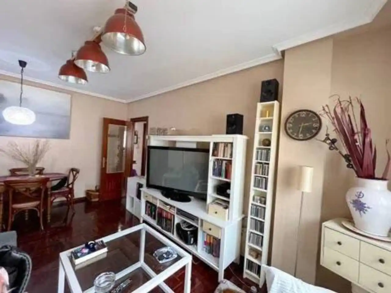 Wohnzimmer von Wohnung zum Verkauf in Erandio
