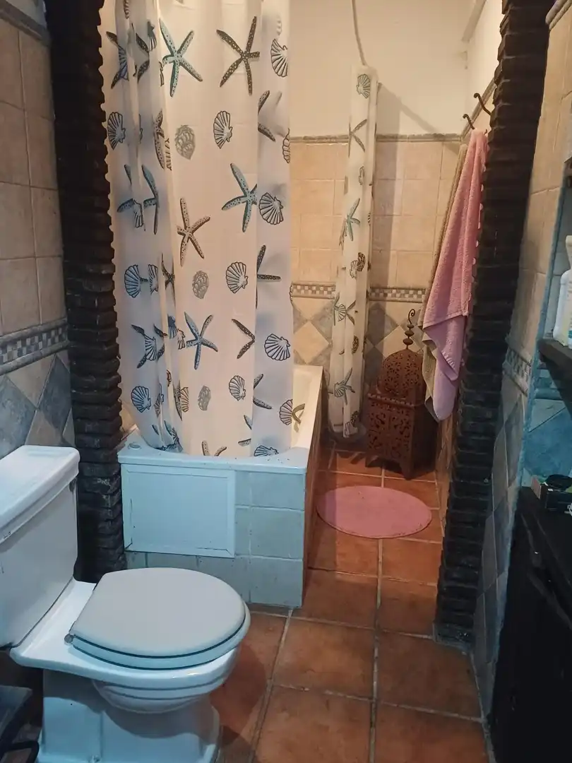Bathroom of Houses for sale in Algeciras  with Community pool