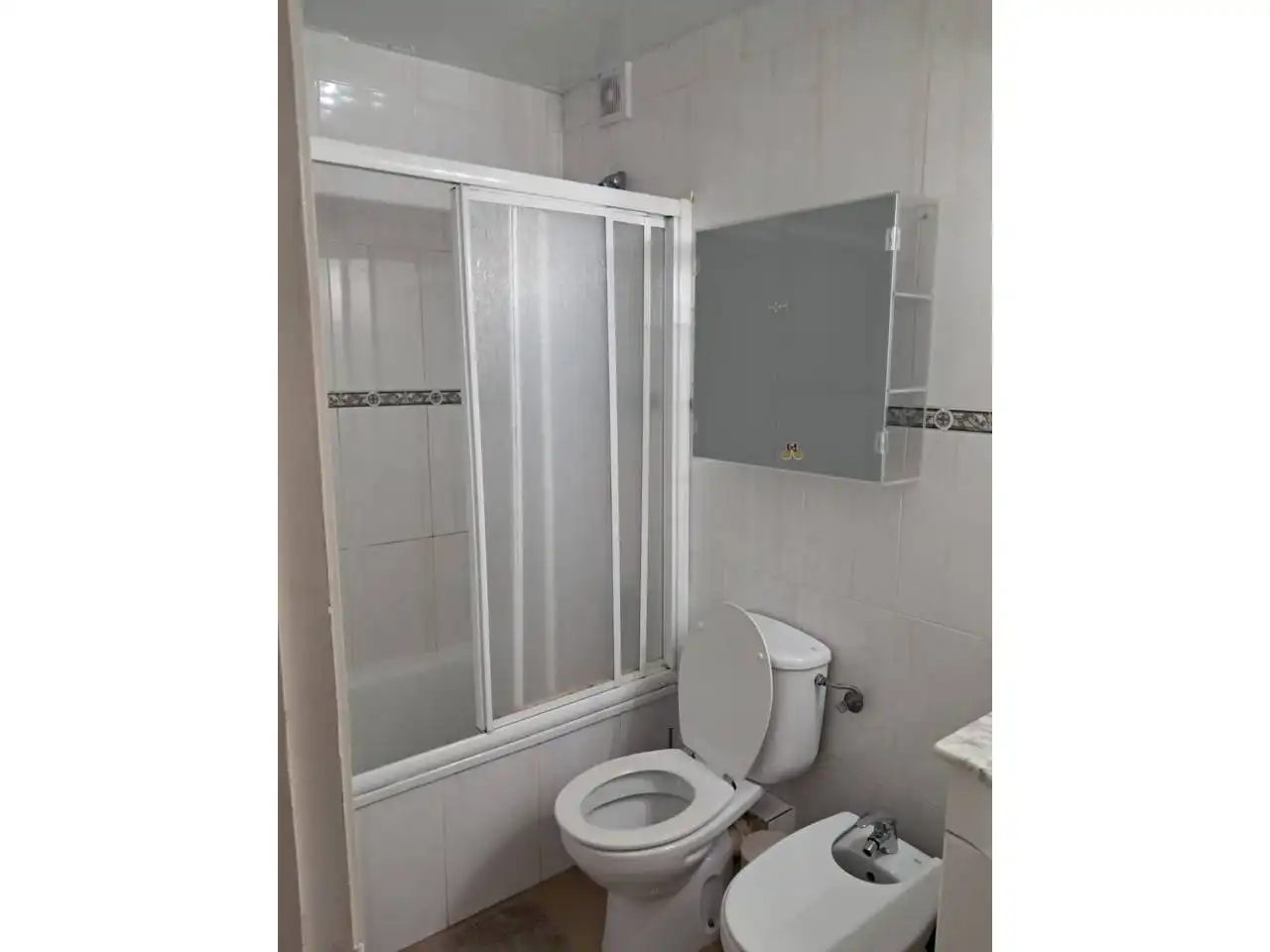 Bathroom of Flat for rent in Cerdanyola del Vallès  with Heating and Furnished