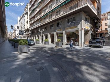 Local comercial en venda a Calle de Andorra
