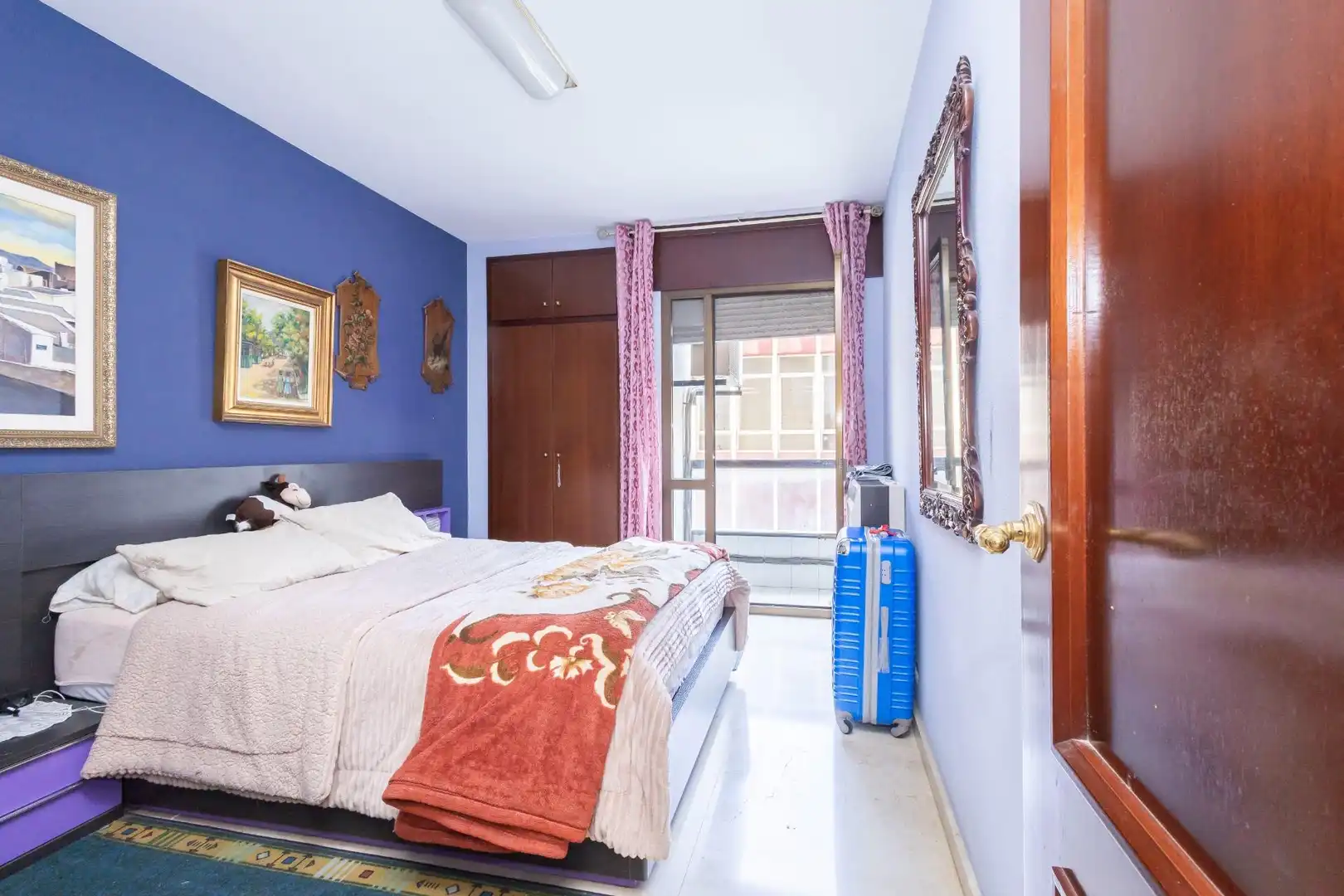 Habitación de Piso en venta en Almería con Balcón