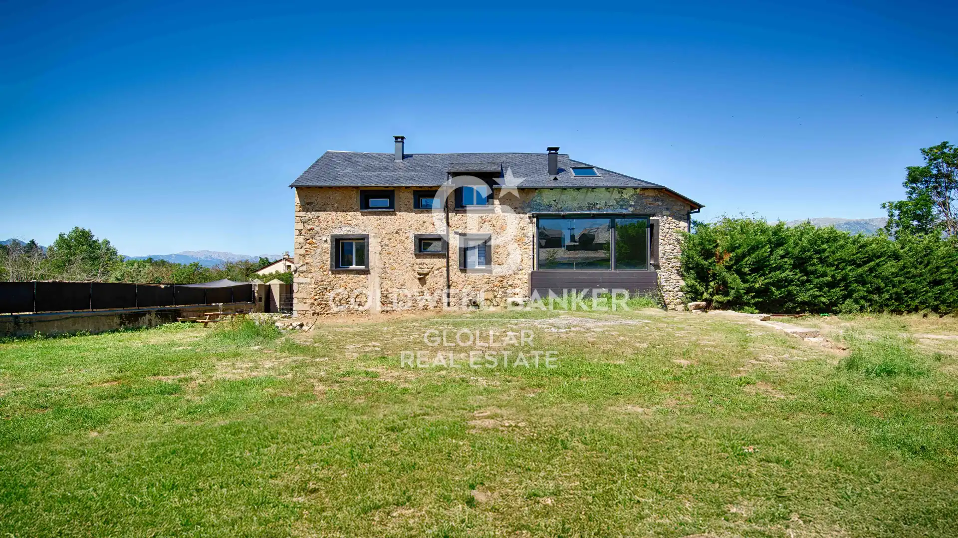 Finca rústica en venta en Bourg - Madame con Calefacción, Jardín privado y Parquet