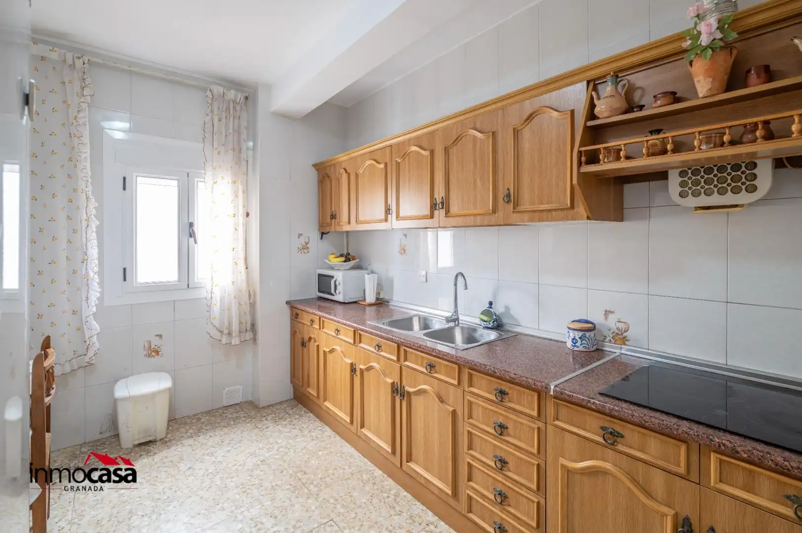 Cuina de Casa o xalet en venda en Cádiar amb Terrassa