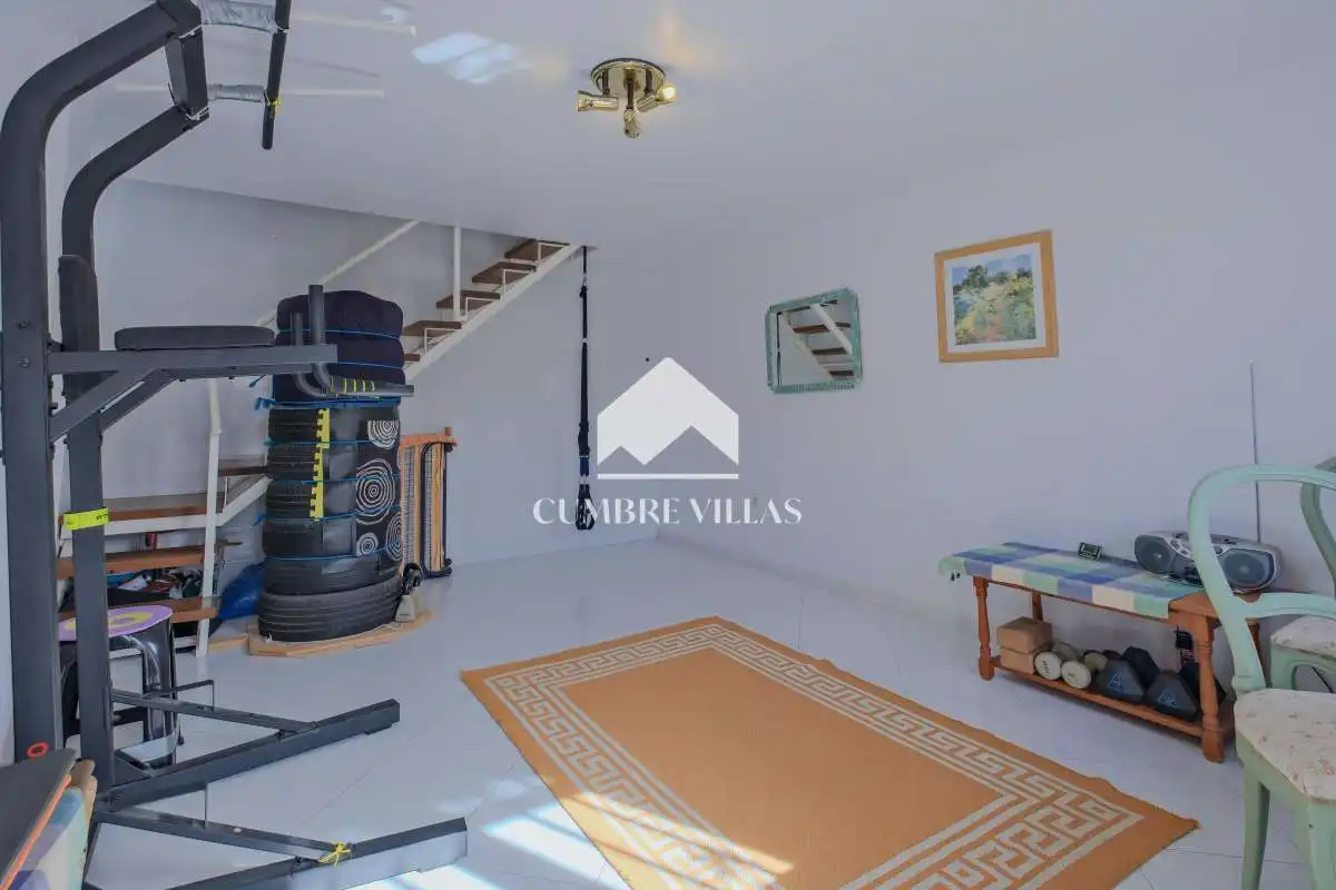 Sala d'estar de Casa o xalet en venda en Salobreña amb Terrassa, Internet i Piscina comunitària