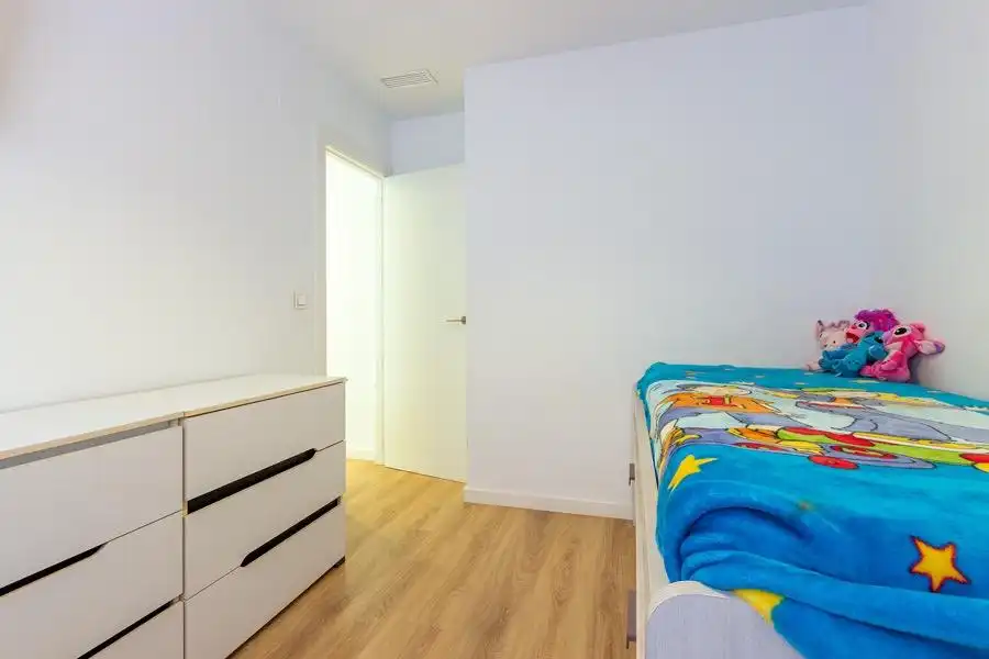 Bedroom of Attic for sale in Elche / Elx  with Air Conditioner, Heating and Private garden