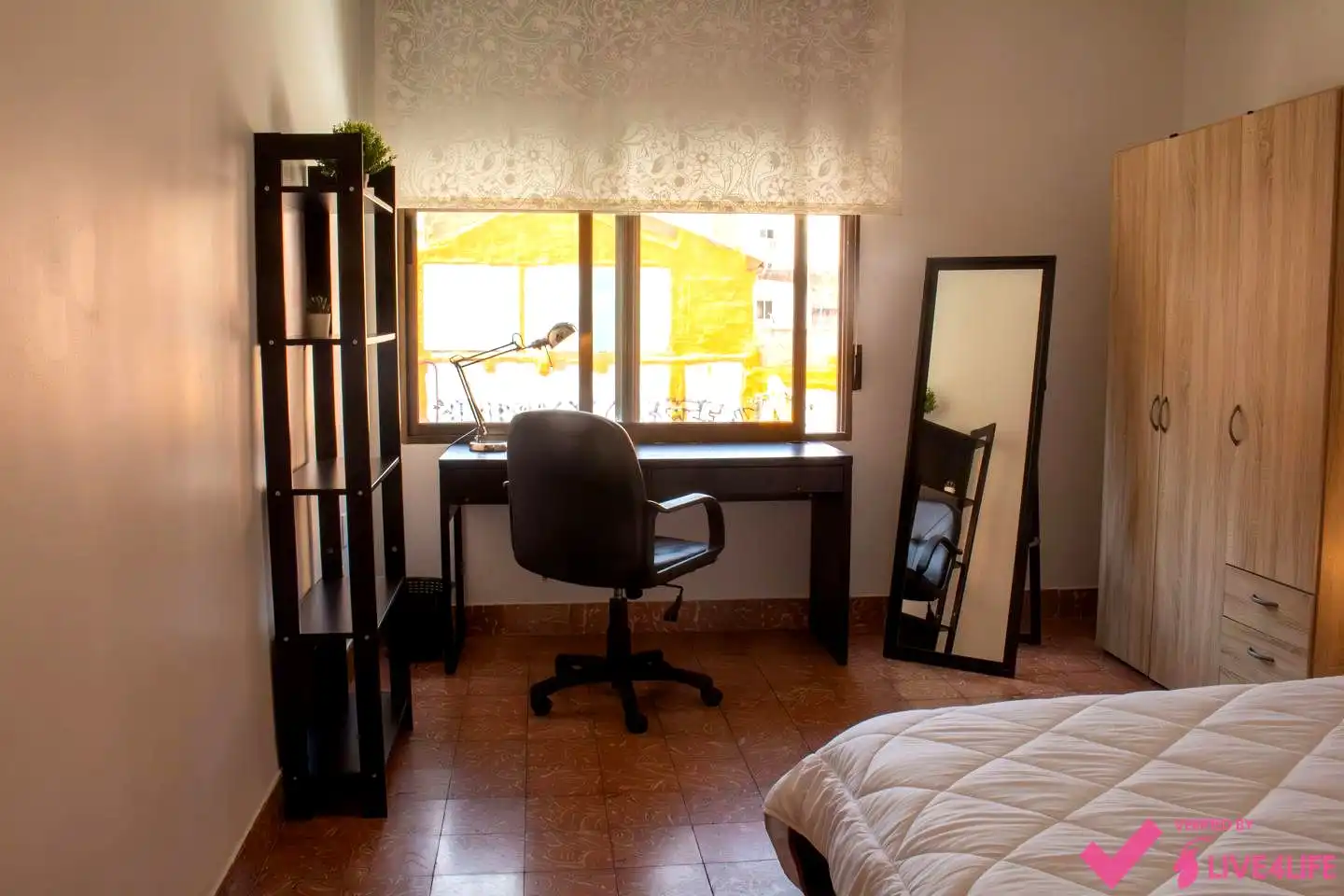 Schlafzimmer von Wohnung zur untervermieten in Valencia mit Möbliert