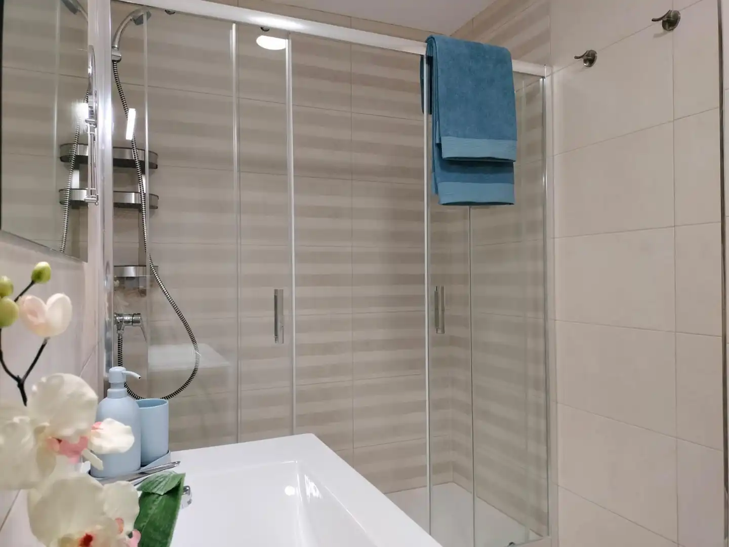 Baño de Casa o chalet en venta en Benalmádena con Aire acondicionado, Calefacción y Jardín privado