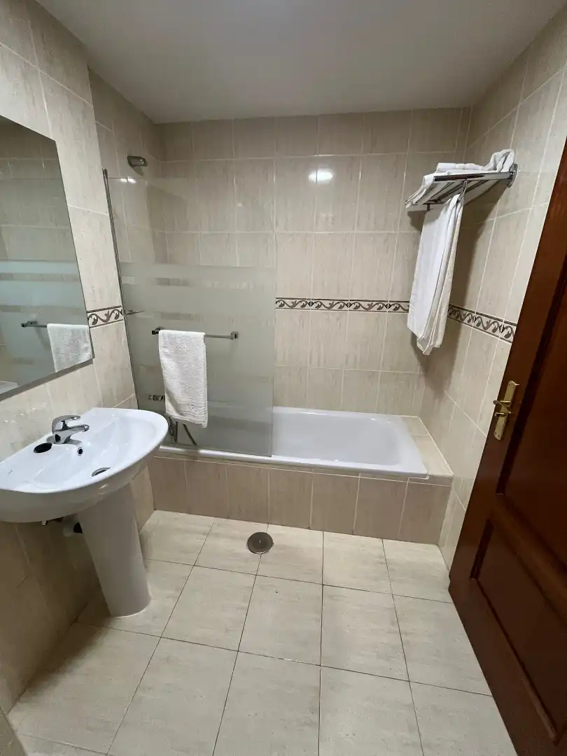 Bathroom of Flat for sale in Valladolid  with Heating, Terrace and Storage room