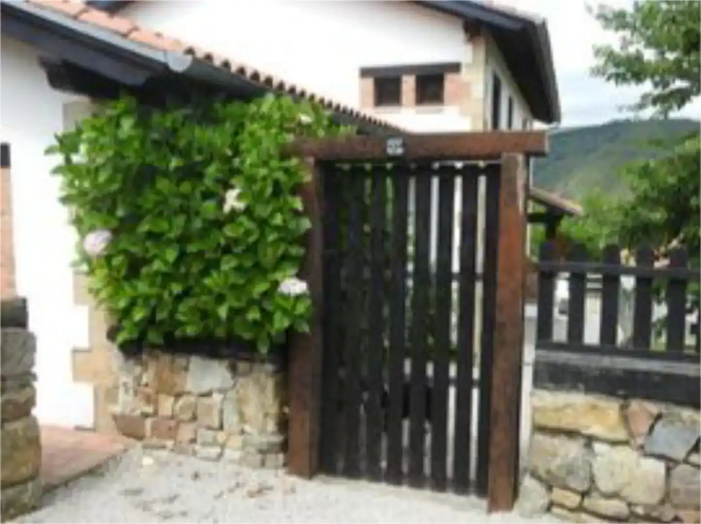 Vista exterior de Casa o xalet en venda en Ruente amb Balcó