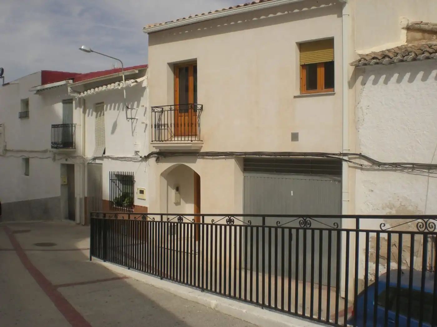 Vista exterior de Casa o xalet en venda en Purchena amb Terrassa i Balcó