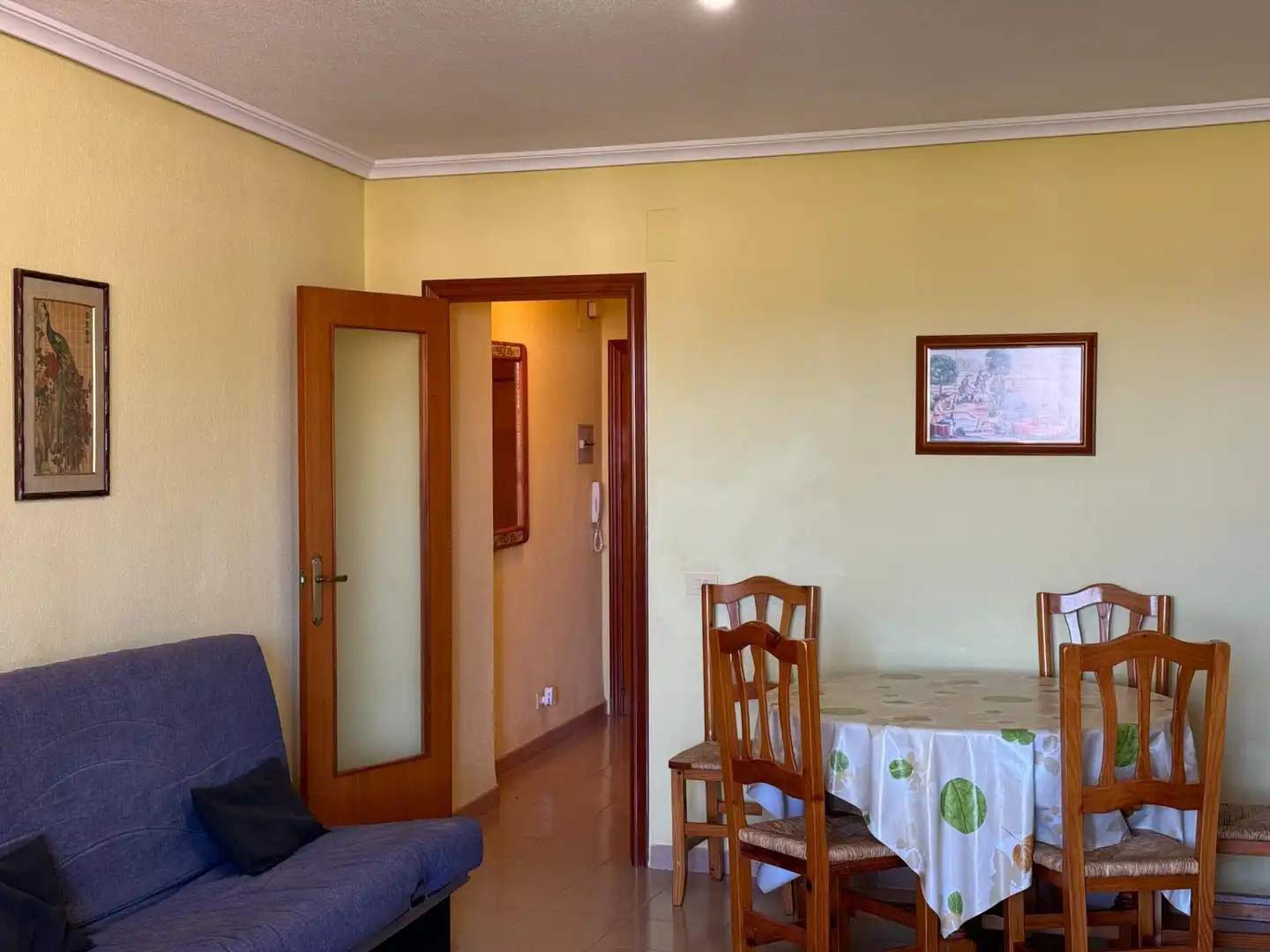 Sala d'estar de Apartament en venda en Oropesa del Mar / Orpesa amb Terrassa, Moblat i Piscina comunitària
