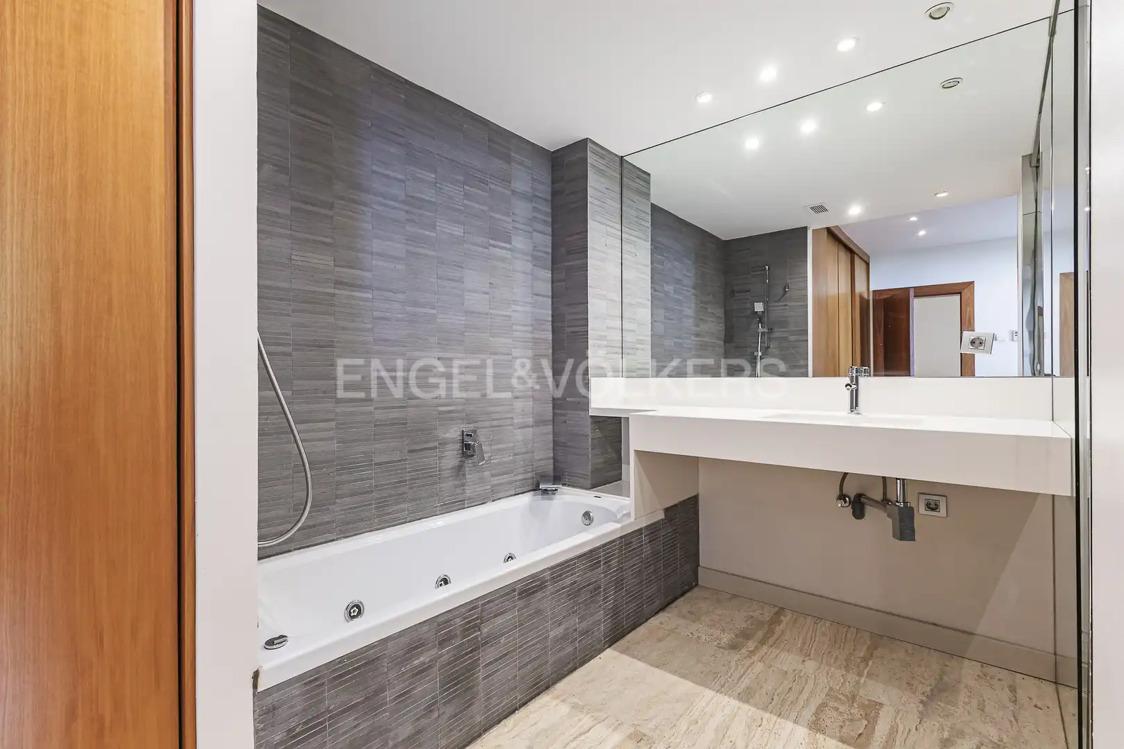 Haus mit Pool zum Verkauf in Ciutat Diagonal, imagen 35