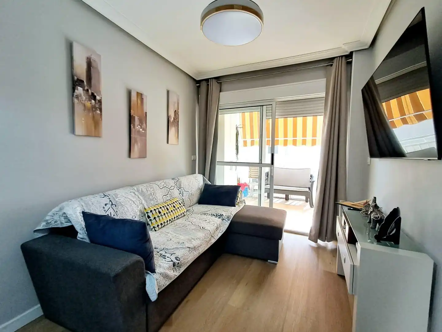 Sala de estar de Apartamento en venta en Águilas con Aire acondicionado, Calefacción y Jardín privado