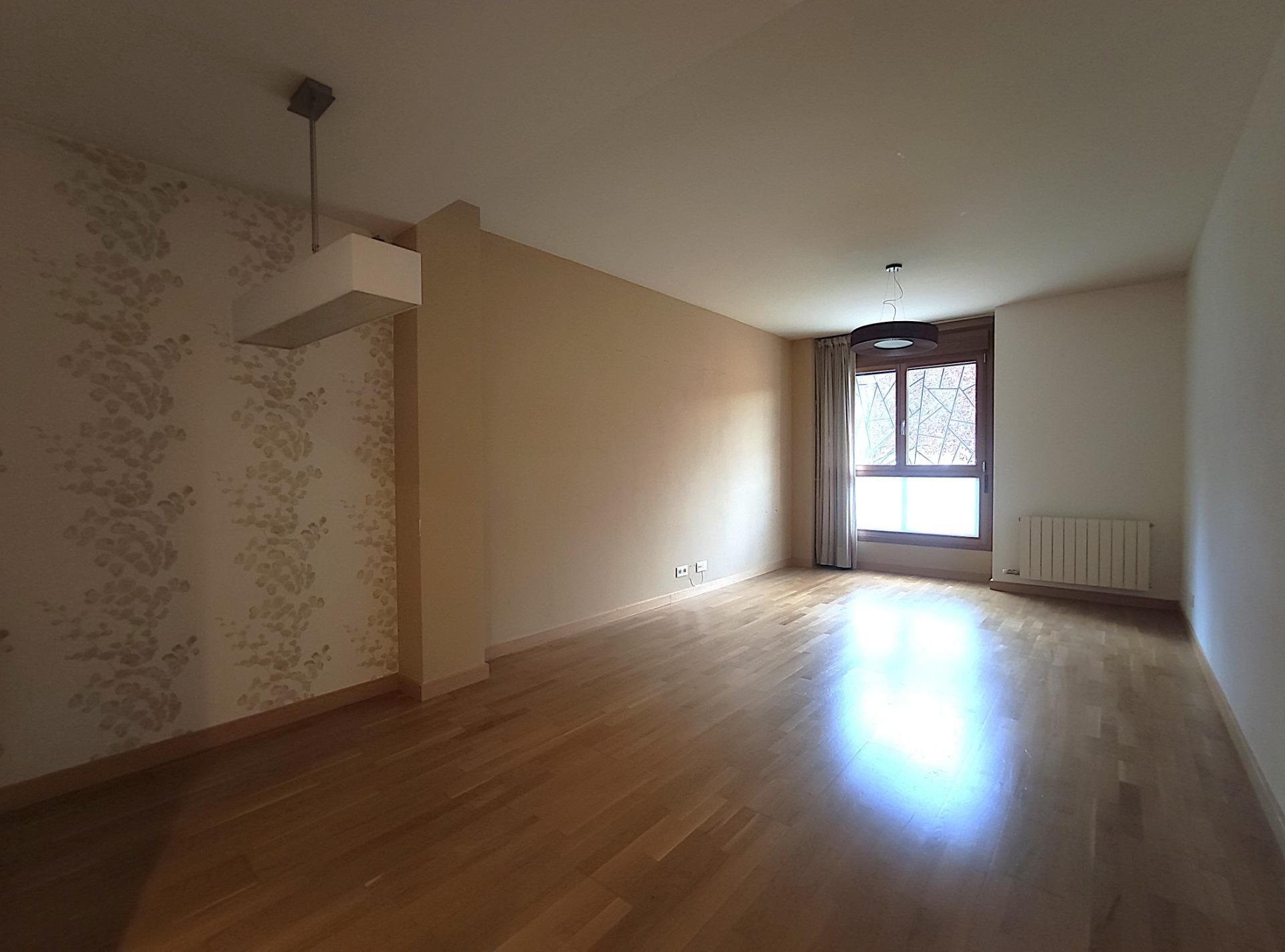 Sala de estar de Piso en venta en Burgos Capital con Calefacción, Terraza y Trastero