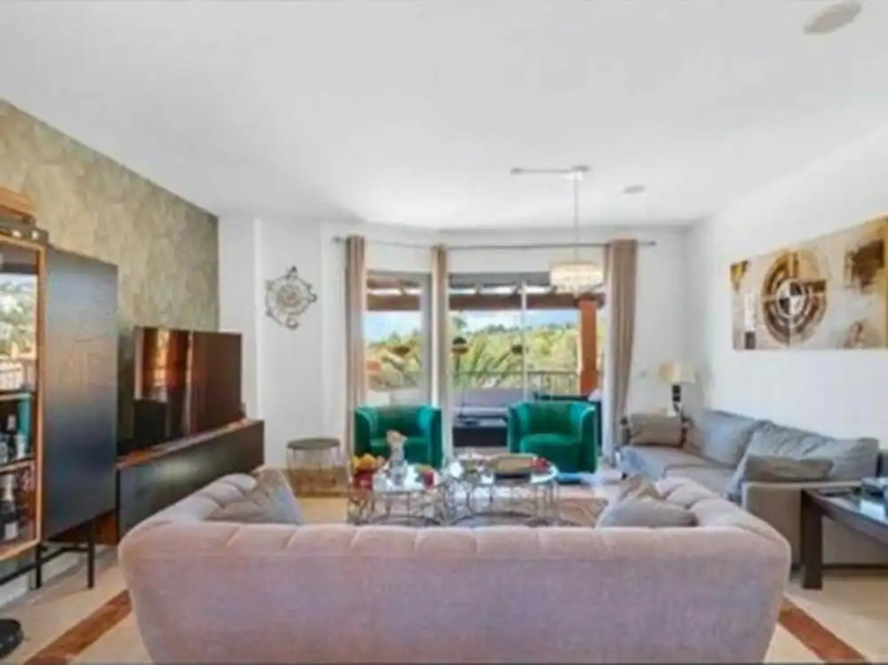 Wohnzimmer von Dachboden zur Miete in Benahavís mit Klimaanlage, Heizung und Terrasse