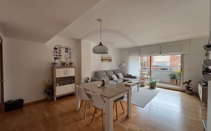 Living room of Flat for sale in Terrassa  with Air Conditioner, Heating and Parquet flooring