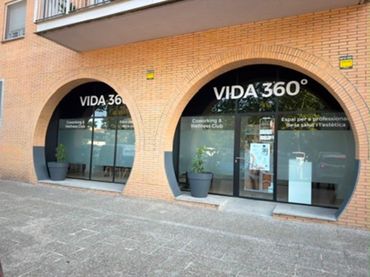 Local comercial en traspàs a Pau vila i dinares 4