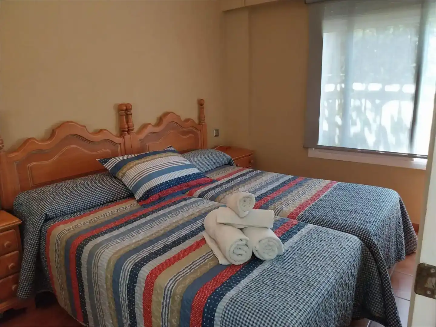 Habitación de Piso en venta en Estepona con Jardín privado, Trastero y Piscina