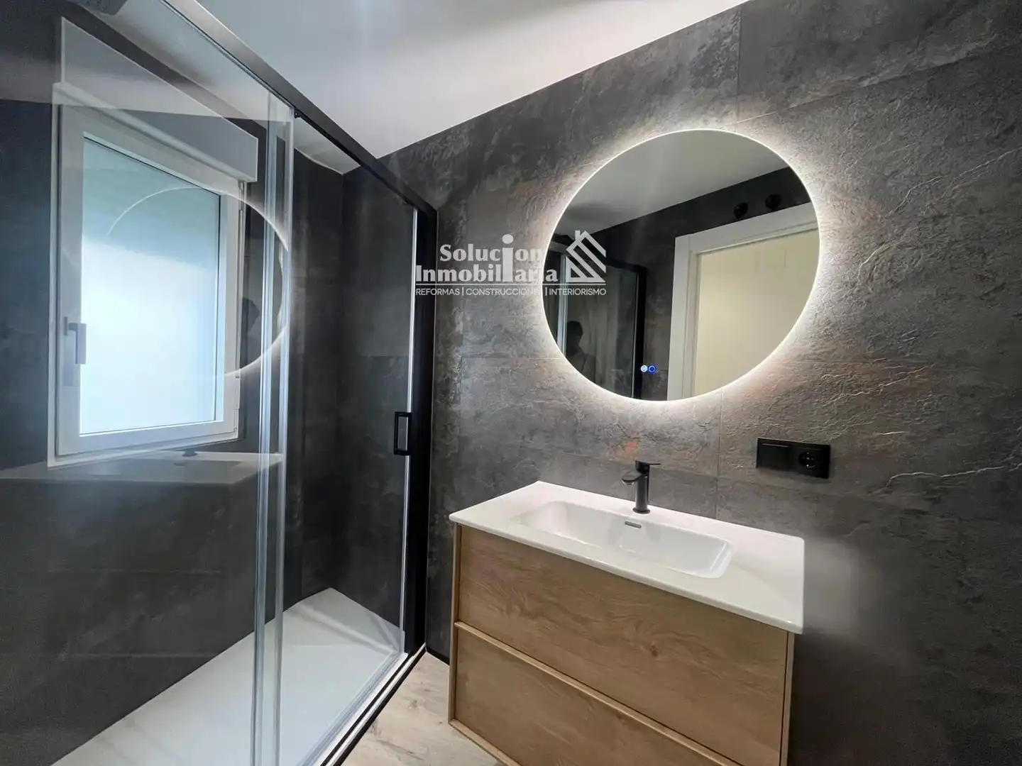 Badezimmer von Wohnung zum Verkauf in Salamanca mit Heizung und Terrasse