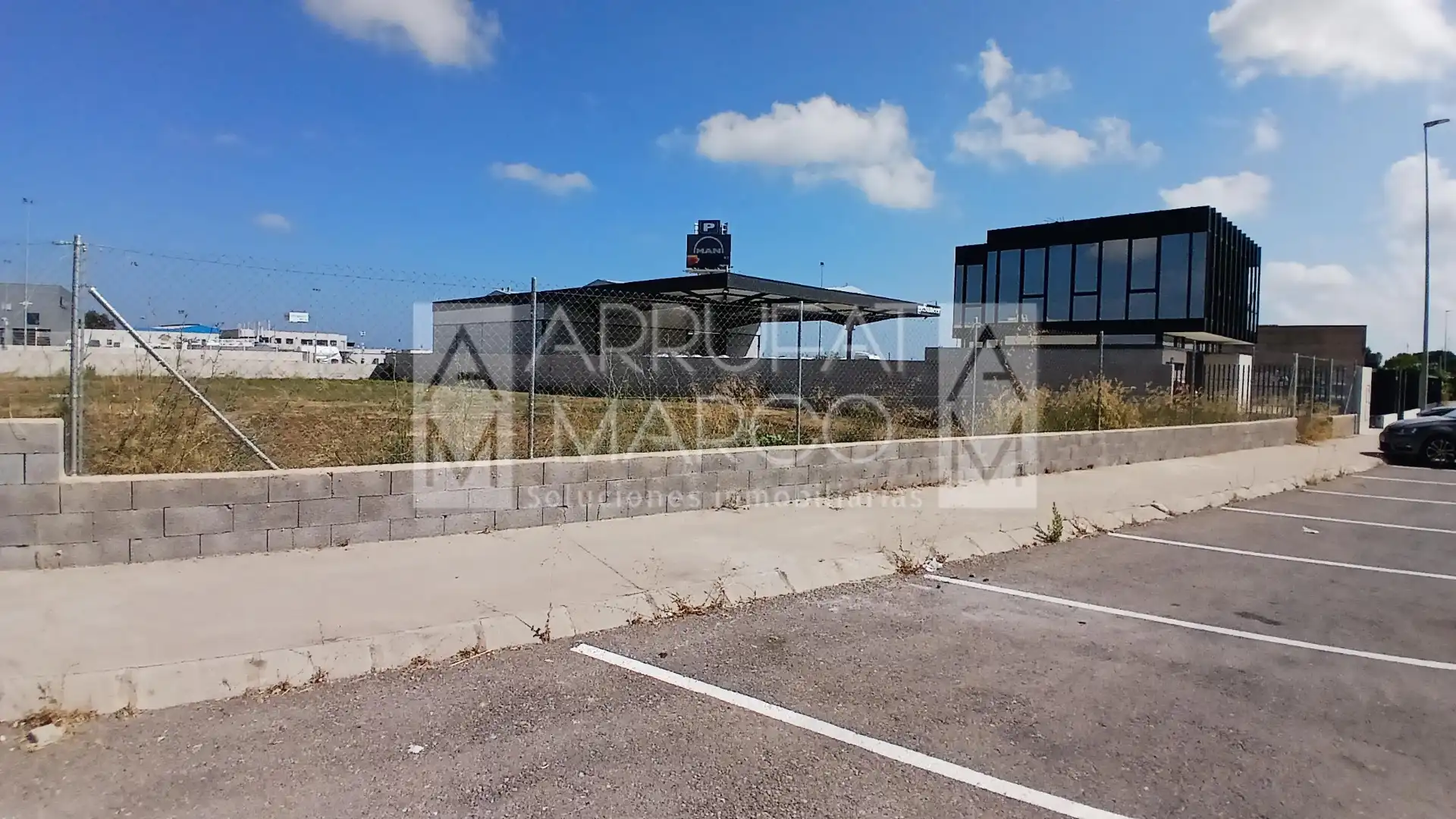Terreno industrial en venta en Carrer Ponent 23