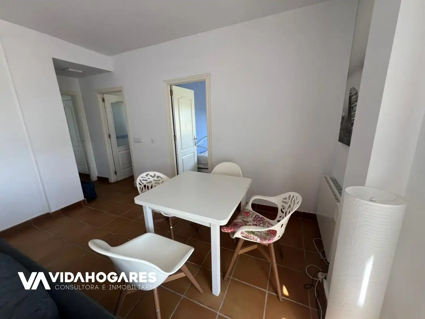 Piso de alquiler en Rota con Piscina y Amueblado