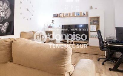 Living room of Single-family semi-detached for sale in Granadilla de Abona