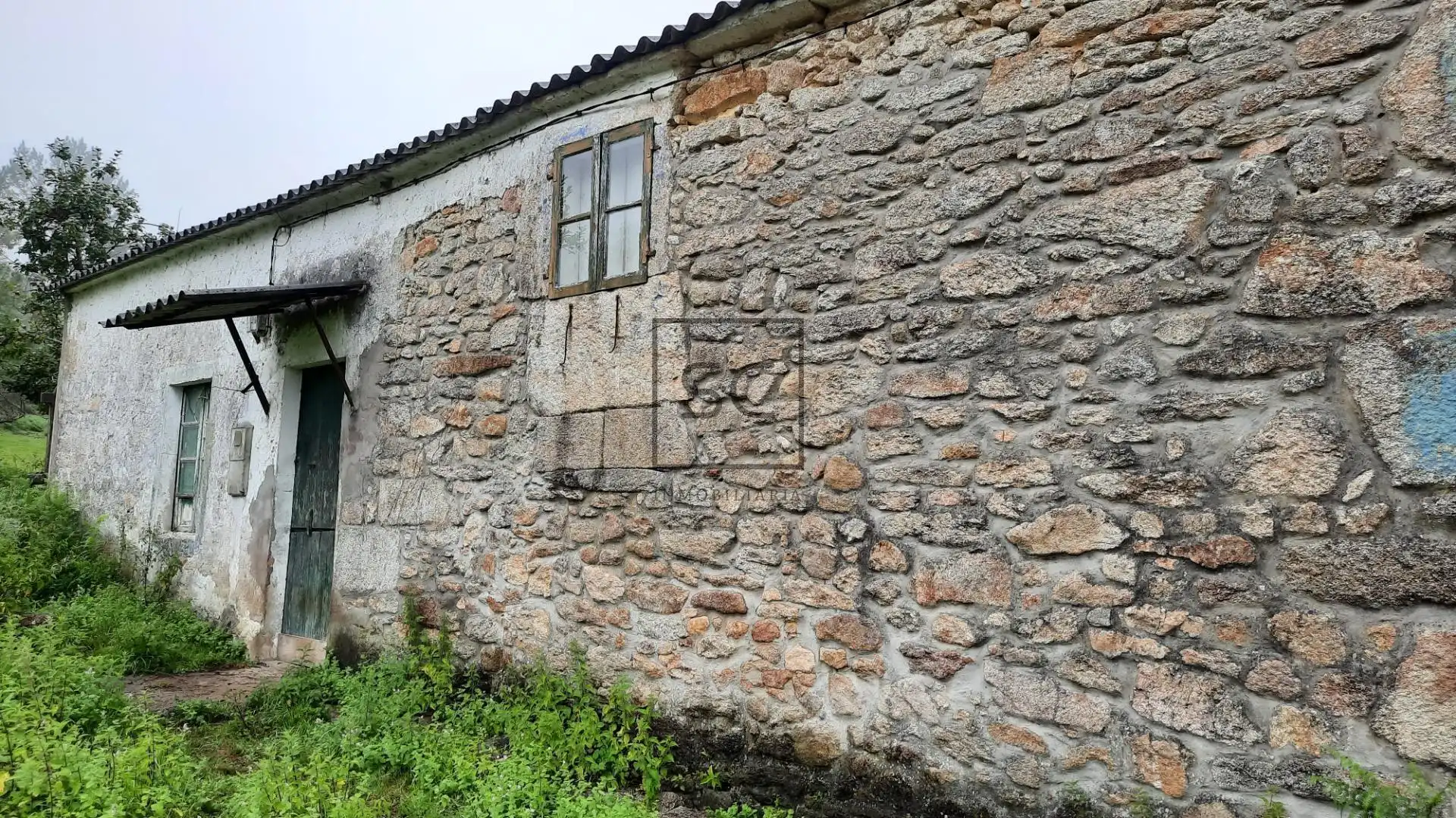 Vista exterior de Finca rústica en venda en Ferrol amb Jardí privat