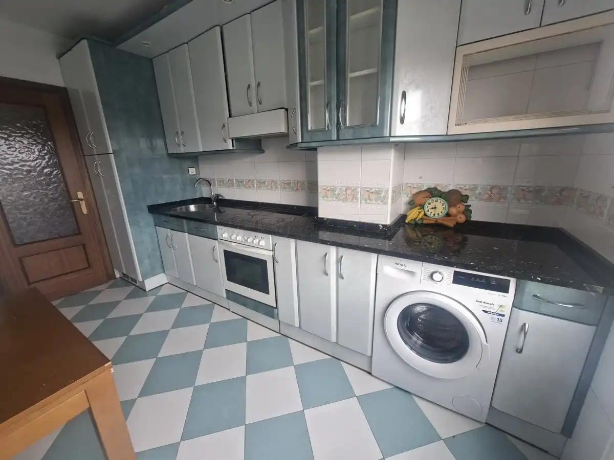 Kitchen of Flat for sale in Vitoria - Gasteiz  with Heating, Parquet flooring and Storage room