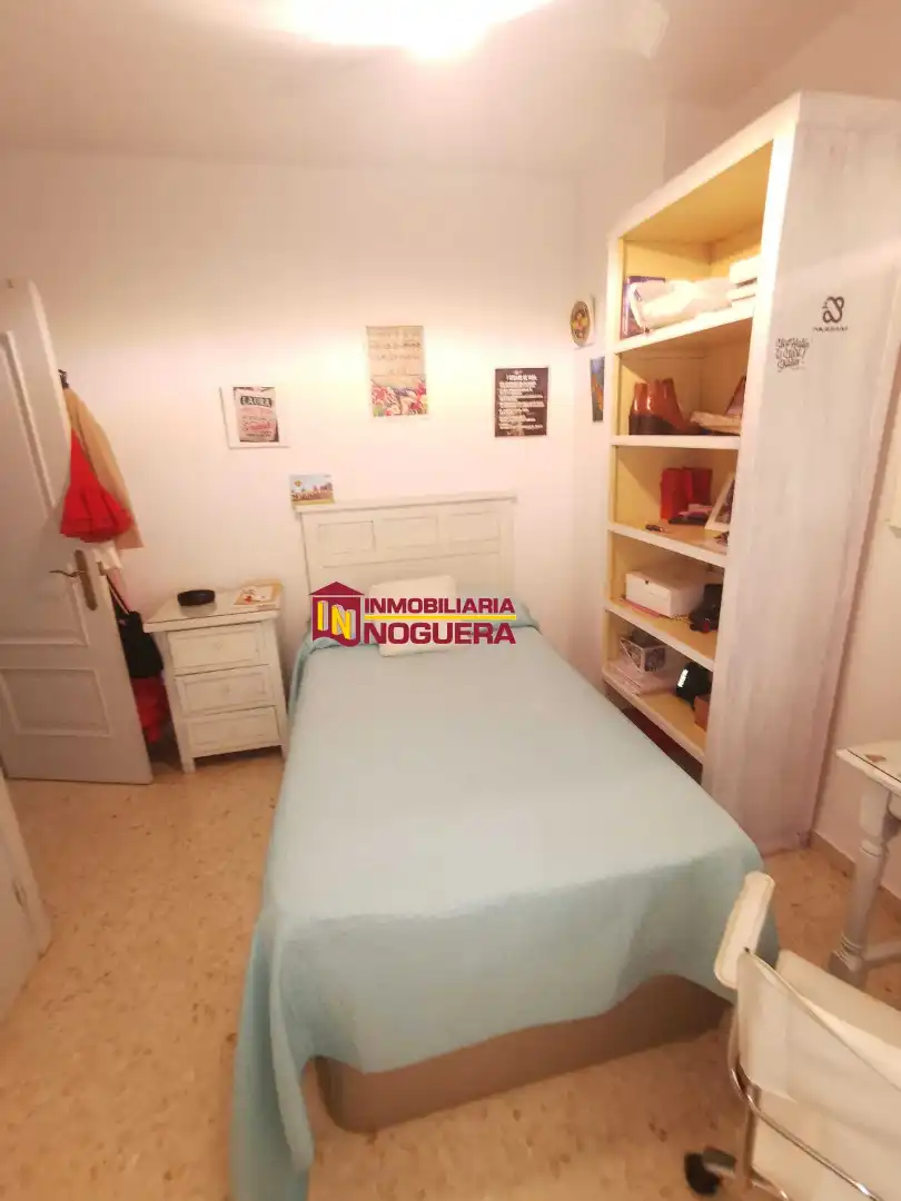 Habitación de Ático en venta en Écija con Terraza y Balcón