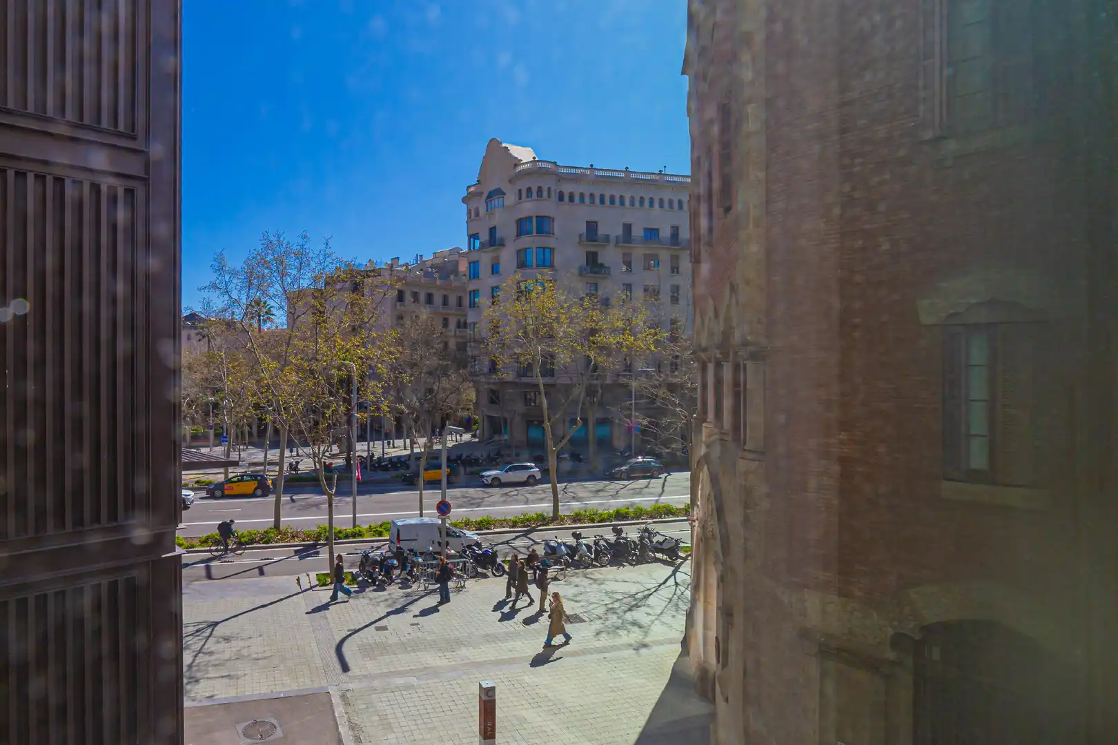 Vista exterior de Piso en venta en Barcelona con Aire acondicionado, Calefacción y Parquet