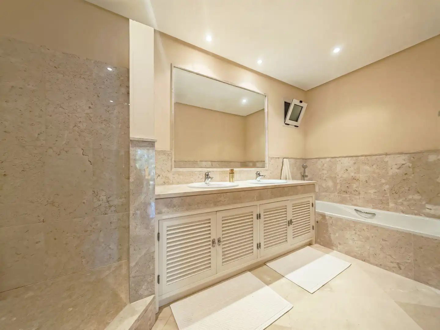 Baño de Apartamento en venta en Ojén con Aire acondicionado, Terraza y Trastero