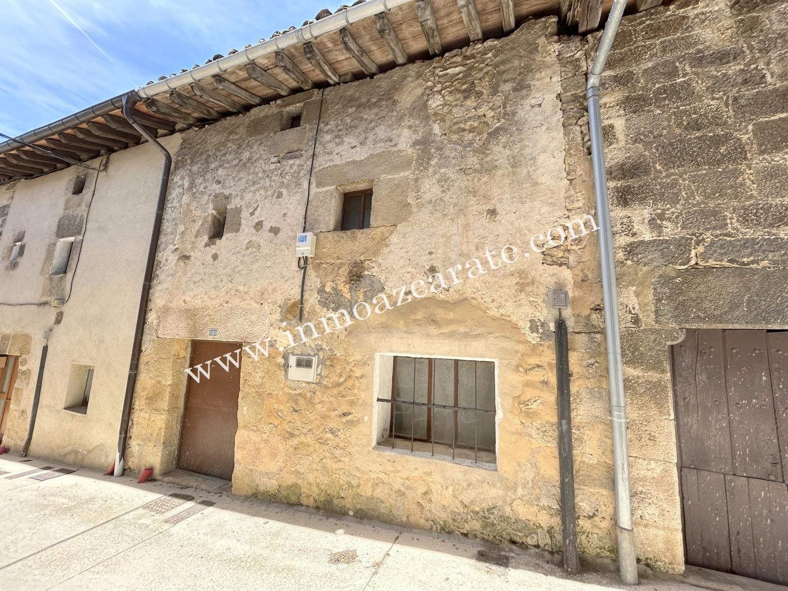 Vista exterior de Casa o chalet en venta en Harana / Valle de Arana