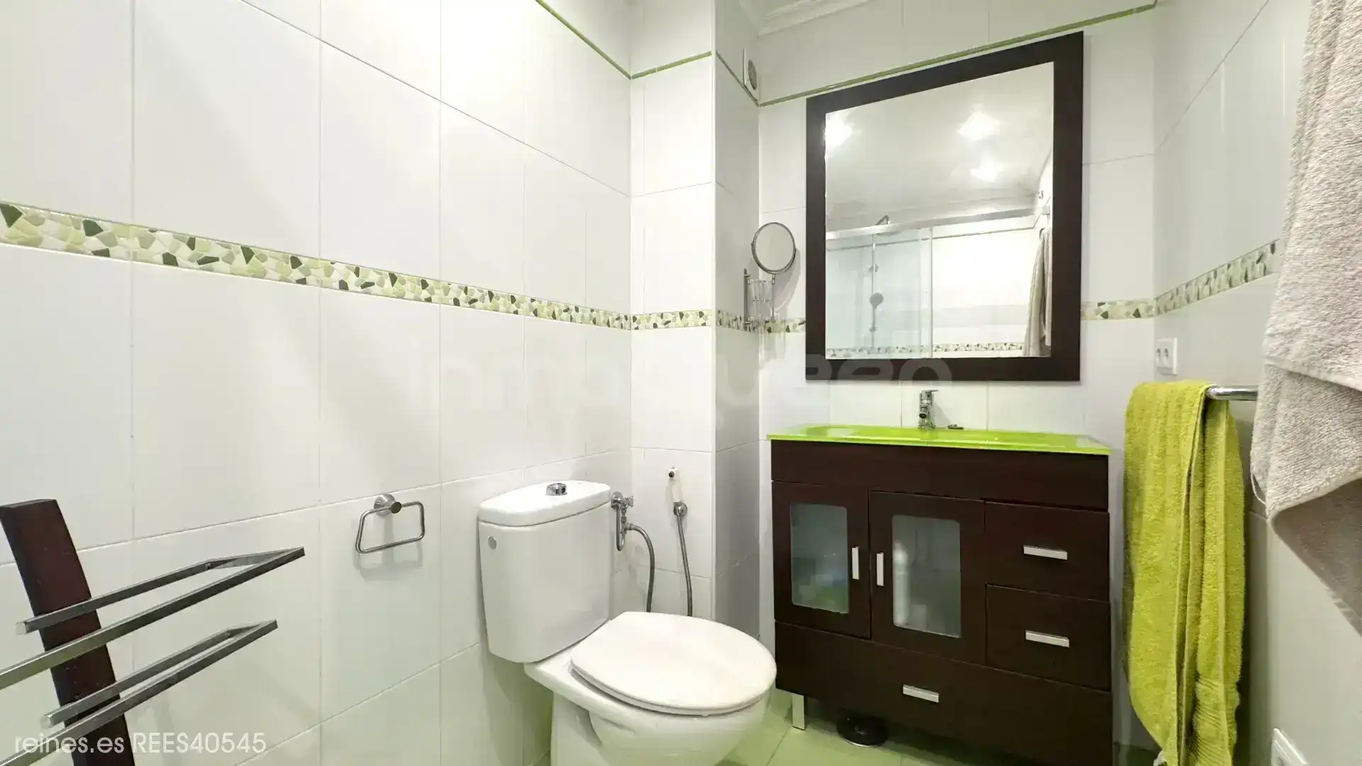 Bathroom of Flat for sale in Los Corrales de Buelna   with Heating and Furnished